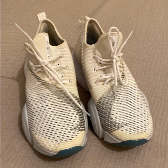 Nike Shoes - NIKE SUPERREP Off-White and Light Gray Running Shoes. Size 7.5